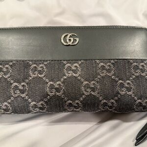 Gucci Black and Gray Clutch